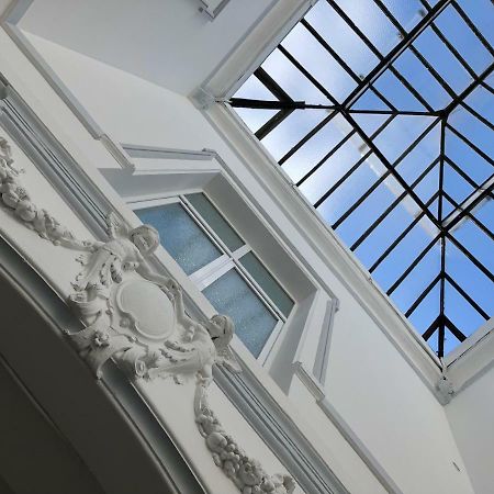 Le Carre Des Arts Hotel Le Cateau-Cambresis Eksteriør billede
