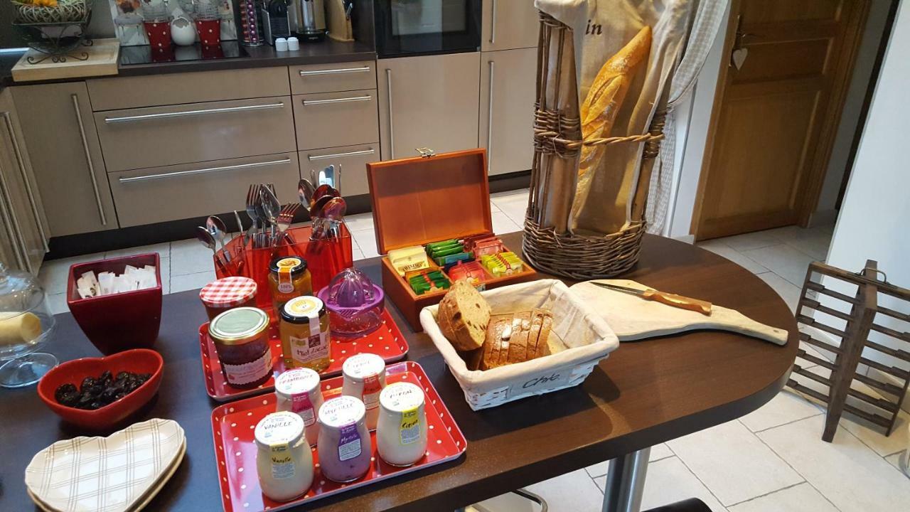 Le Carre Des Arts Hotel Le Cateau-Cambresis Eksteriør billede